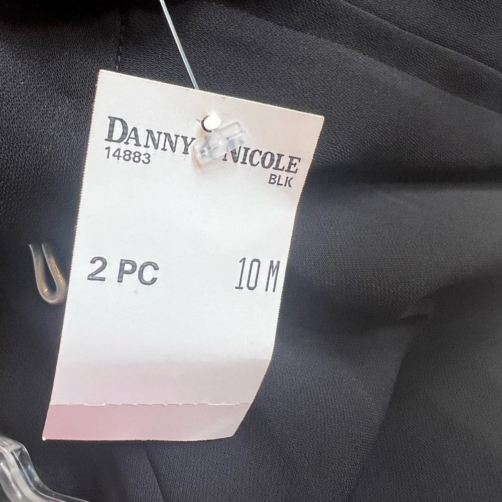 Danny & Nicole Size 10 Pants Black Elastic Waist In Black  Side Zip Button - Picture 4 of 4